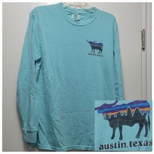 Austin Texas Skyline Blue Longhorn Bull Logo Long Sleeve Shirt, M